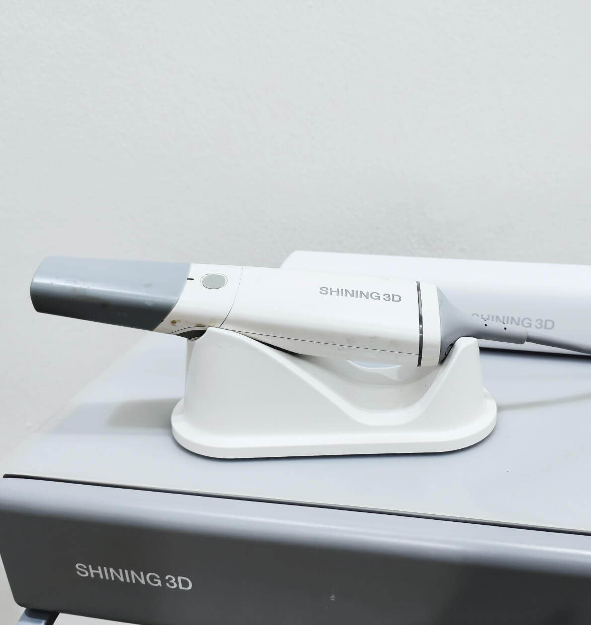 familydental-3d-scanner@2x familydental-3d-scanner@2x